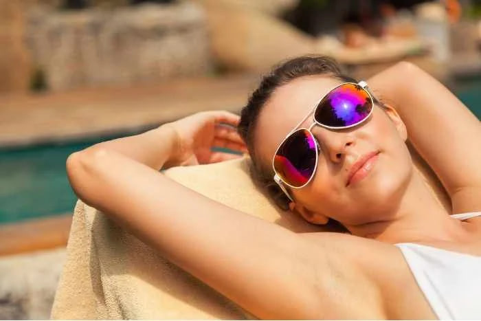 เจาะลึก 3 เคล็ดลับสำคัญ รับประโยชน์จากการตากแดด ช่วยฟื้นฟูตั้งแต่คุณภาพการนอนไปจนถึงสมรรถภาพทางเพศ!